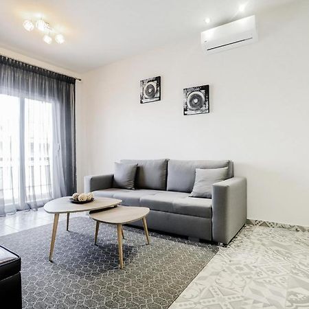 Knl Luxury Apartment By Homebrain อเล็กซานโดรโพลิส ภายนอก รูปภาพ
